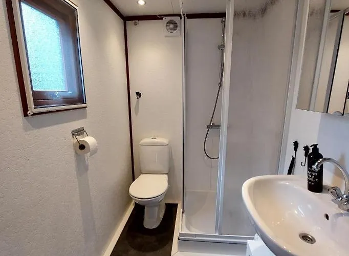 Fijn In Prachtige Met Airconditioning Domek alpejski *