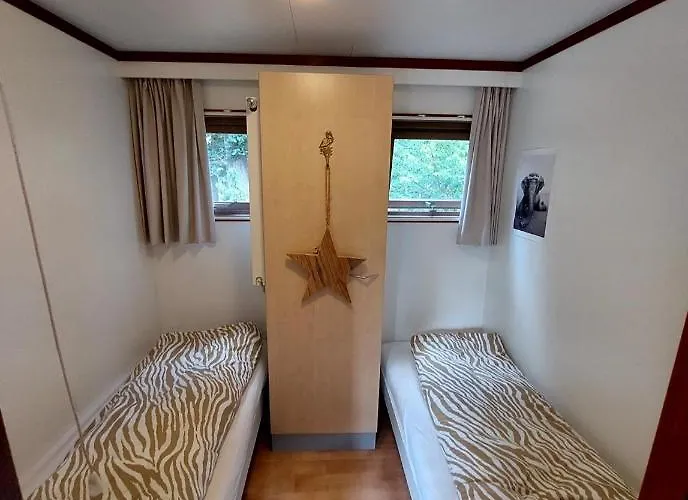 Heerlijk In Prachtige Natuur. Chalet Doornspijk